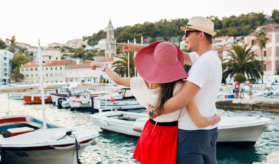 Crafting the Perfect Honeymoon: A Guide to Choosing the Ideal Vacation